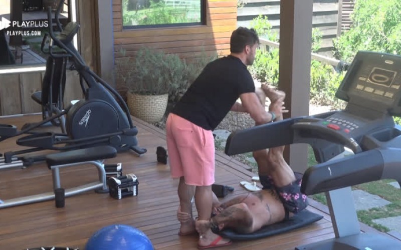 Lucas Viana e Diego Grossi malham pesado na academia da sede