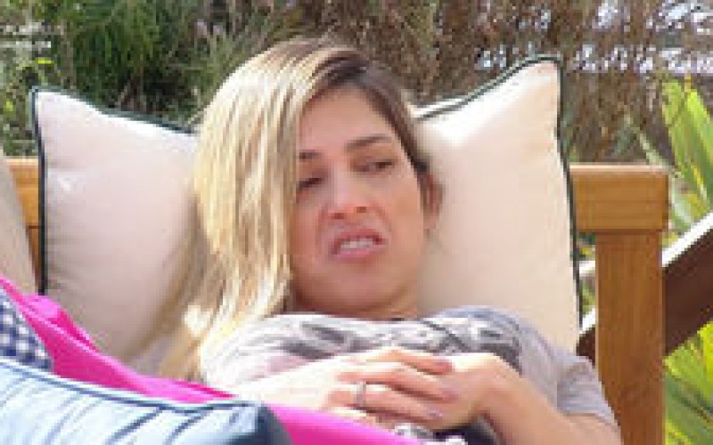 Nadja diz que não tem mais amigas: "Todos estão na minha mira"