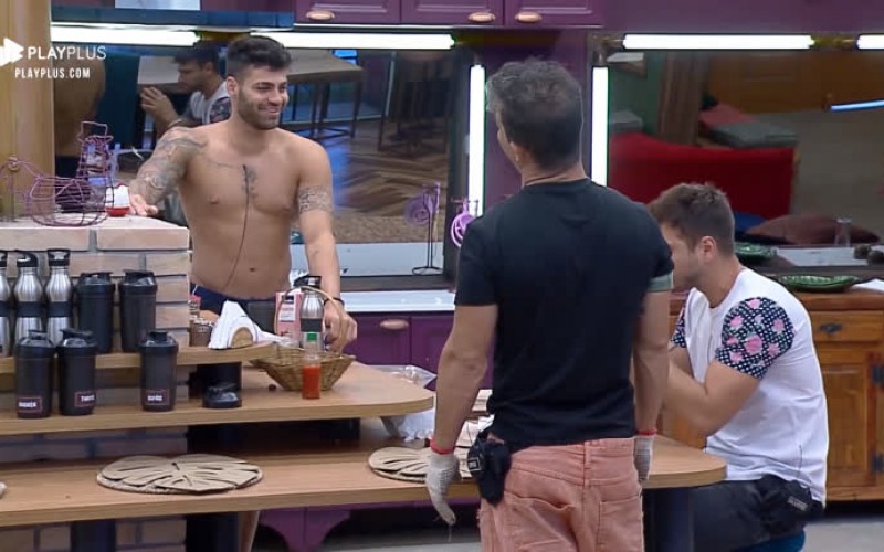 Netto diz que confundiu ronco de Thayse com o alarme do porco