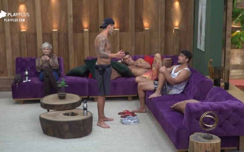 Netto e Lucas discutem por causa de boliche e clima esquenta