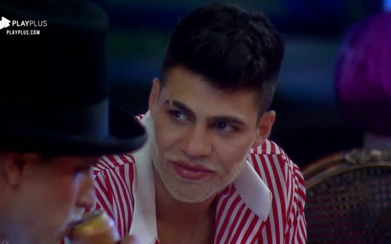 Netto questiona se Aricia Silva o espera fora do reality show