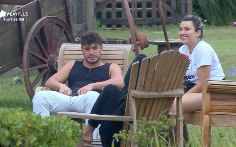 Peões combinam de fazer tatuagens iguais quando saírem do programa