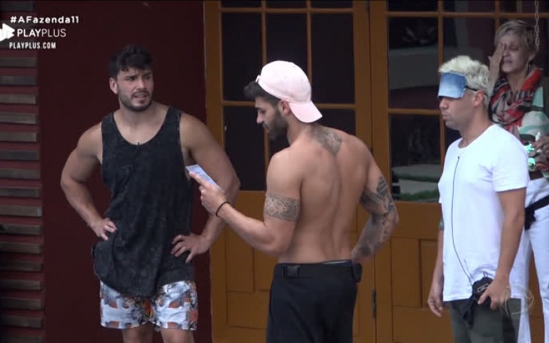 Peões da Baia provocam punição