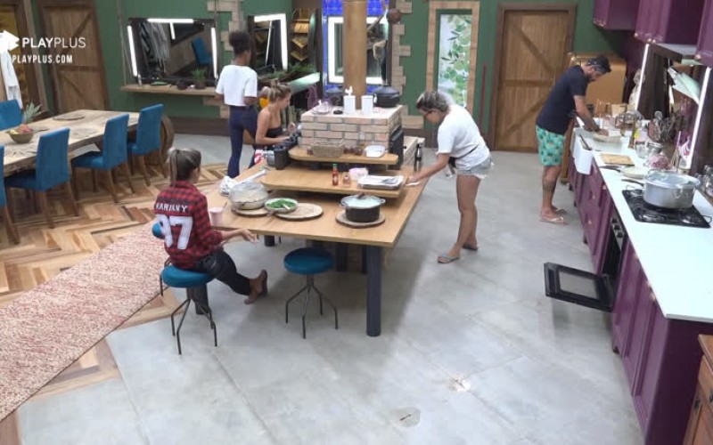 Peões reclamam de falta de higiene de alguns participantes