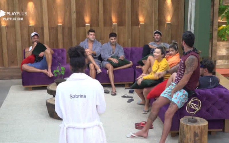 Peões vão curtir festa com show ao vivo do Pagode 90