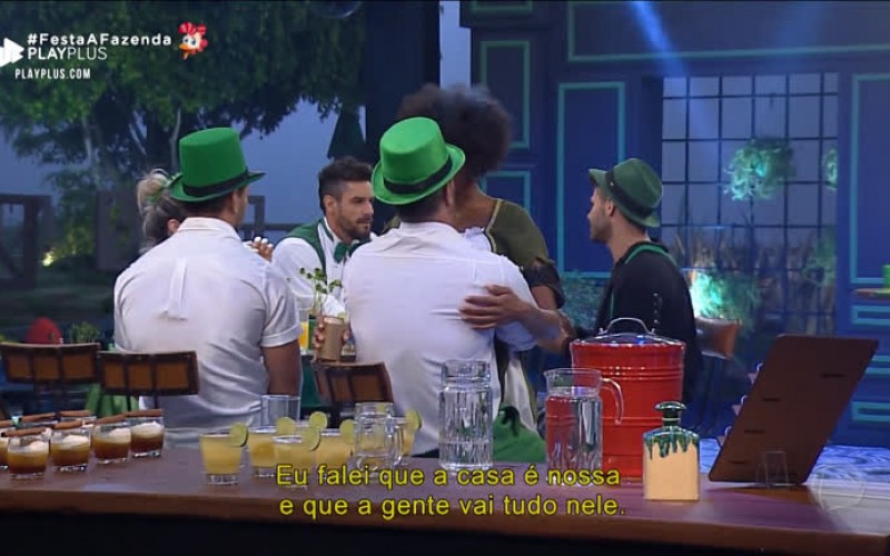 Phavanello diz para Viny que a casa vai votar nele