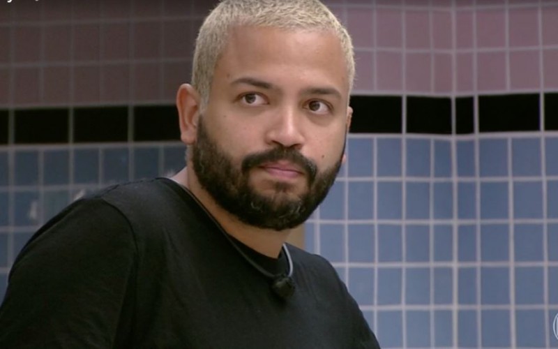 Projota fica indignado com voto de Fiuk e diz: 