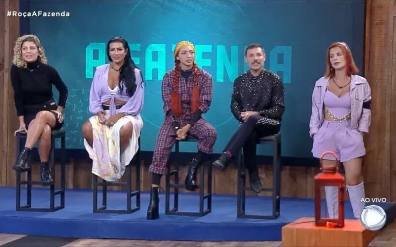 8ª roça de A Fazenda tem 5 peões: Babi, Ruivinha, Alex, Morango e Deborah