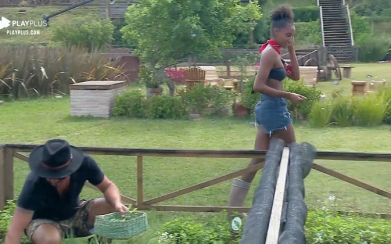 Sabrina conta que Lyon sentiu que ela foi indicada para Roça