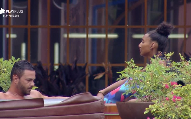 Sabrina diz que Rodrigo Phavanello roncou a madrugada toda