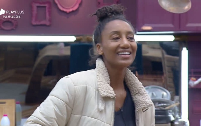 Sabrina e Guilherme ironizam ronco de Netto na madrugada