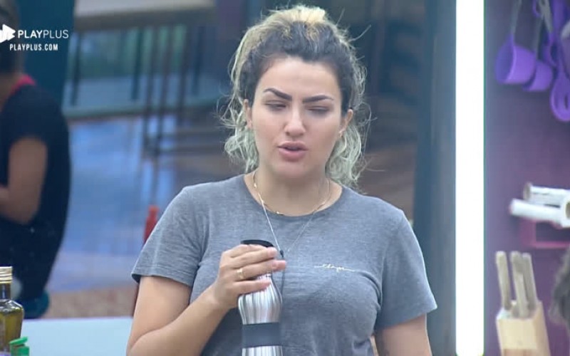 Thayse debate com Diego sobre punição e critica Phavanello