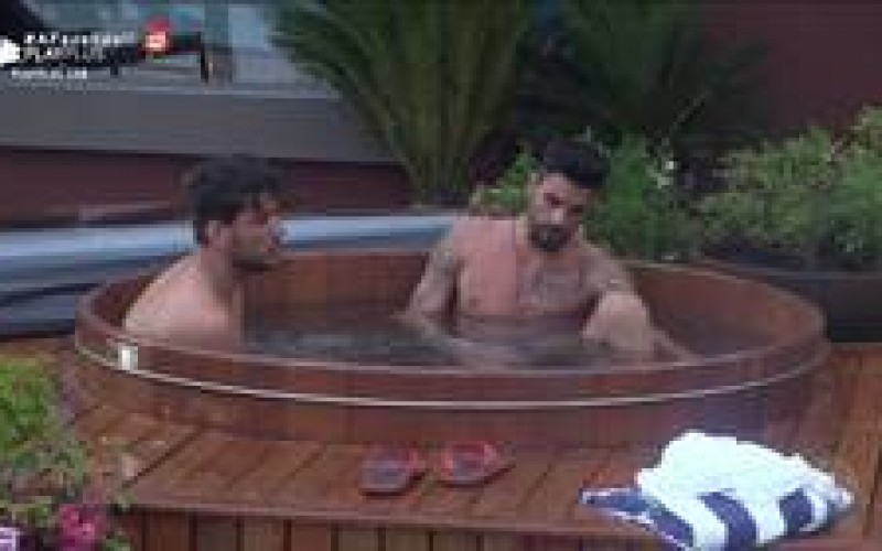 Veja 5 coisas que os peões fazem para passar o tempo em&nbsp;<i>A Fazenda</i>