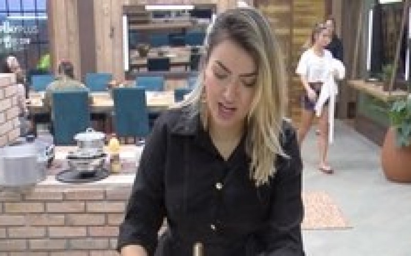 Veja 5 momentos nos quais Thayse “soltou a língua” em A Fazenda 11