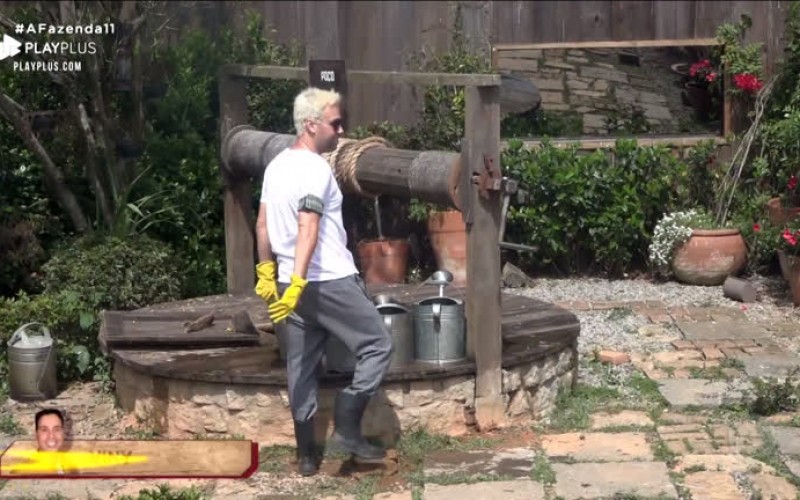 Viny e Guilherme debocham de Lucas