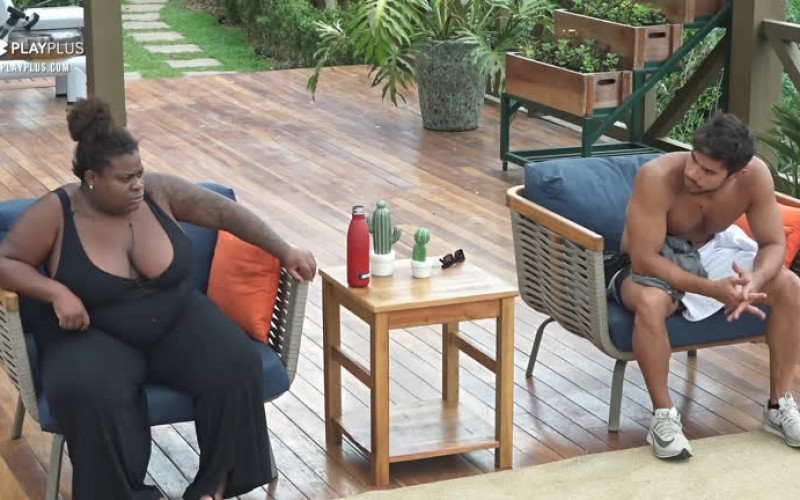 Jojo se explica sobre punição - A Fazenda 12