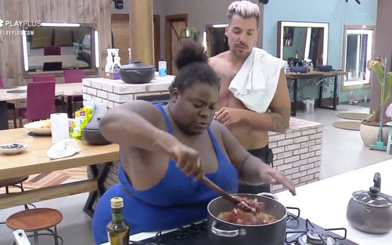 Lipe apressa Jojo com o almoço – A Fazenda 12