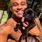Cezar Black emociona seguidores ao relatar história de superação do cachorro Pepeto