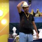 Líder no BBB 26, Alberto Cowboy recebe figurino da sua Festa