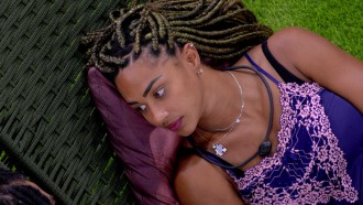 Aline revela a Diogo Almeida que tem 'receio de ser confundida como uma pessoa boba'