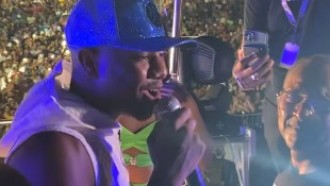 Após vencer o BBB 24, Davi solta a voz em trio elétrico de Salvador; assista!