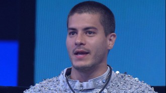 Arthur Aguiar explica comilança no BBB 22: 'Acabo descontando na comida quando eu estou abalado emocionalmente'