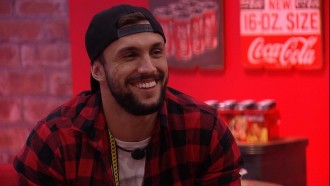 Arthur faz brincadeira com música e Projota diz: 'Um menino apaixonado'