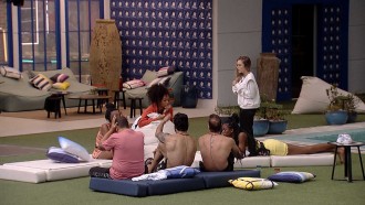 Caio recebe conselho de brothers sobre Fiuk e afirma: 'Vai montar um palco do tamanho do mundo'