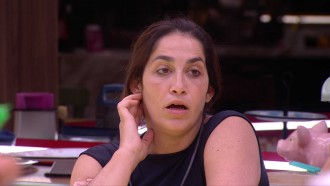 Daniele Hypolito relata alimentação regrada nos treinos de ginástica olímpica: 'Só podia engordar 300g'