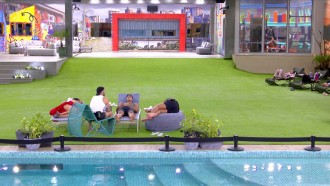 Diego Hypolito percebe aproximação de brothers após Renata voltar da Vitrine do Seu Fifi: 'Nunca me trataram tão bem'