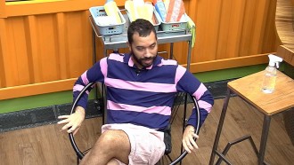 Gilberto se diz surpreso com indicação do LÃder no BBB21 e comenta com Carla Diaz: 'A gente estava super bem'