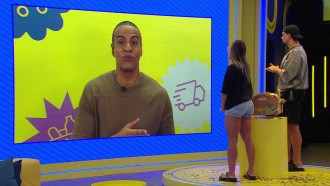 Renata e VinÃcius fazem compras do mercado no BBB 25 e Thiago Oliveira avisa: 'Último da temporada'