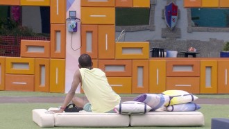 Resumo BBB21 5/2: plantão no Big Fone, especulações sobre votos e liderança marcam a manhã e o início da tarde