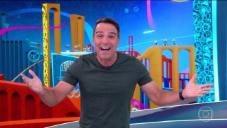 Tadeu Schmidt imita Beatriz no BBB 24, e viraliza na web: 'Fez igualzinho'