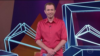 Tiago Leifert parabeniza Tadeu Schmidt pelo anúncio do jornalista como apresentador do BBB22