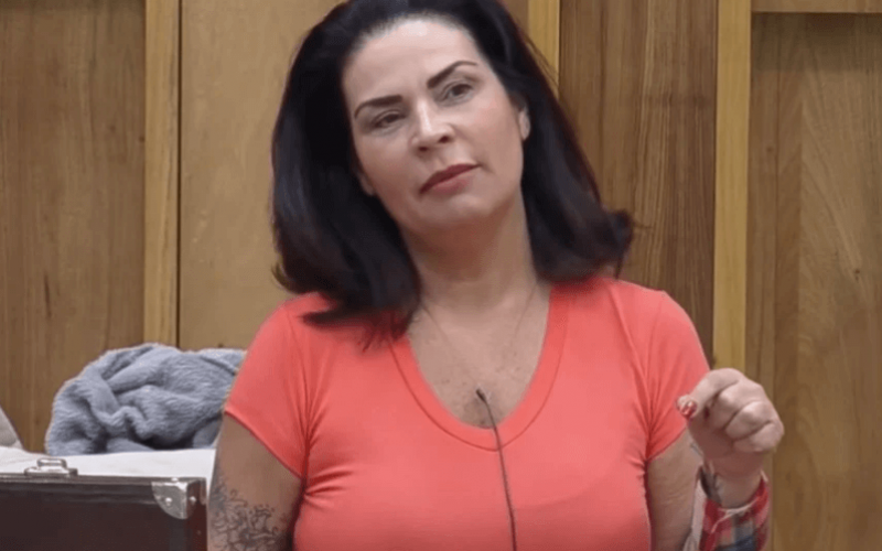 Em A Fazenda 13, Solange reclama da postura de Gui Araujo: