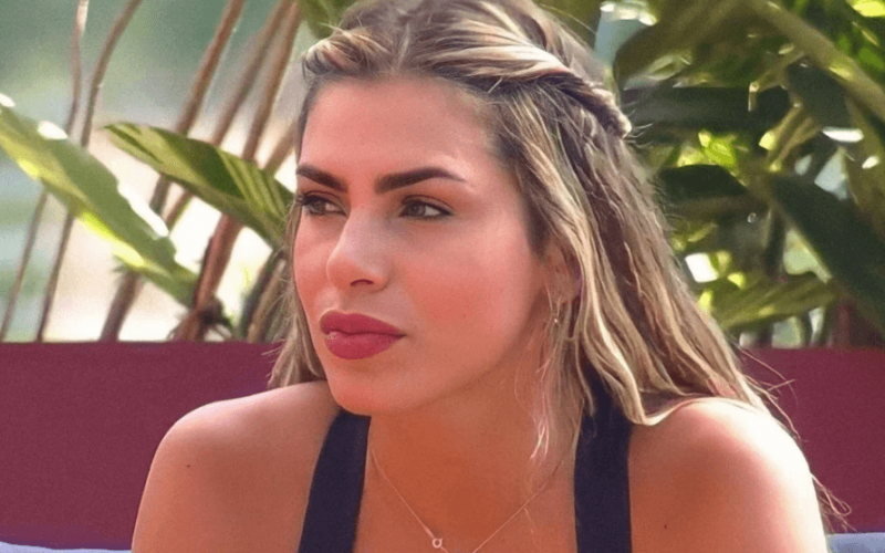 Mãe conta que Erika Schneider entrou em A Fazenda 13 para fugir do aluguel