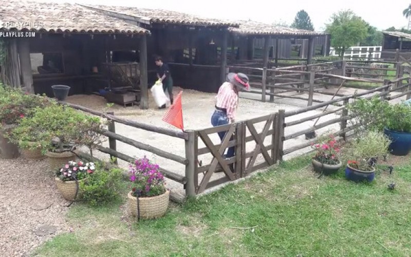 Marina Ferrari chora e diz estar decepcionada com Rico Melquiades - A Fazenda 13