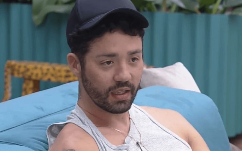 Rico se revolta com sinal da baia em A Fazenda 13: