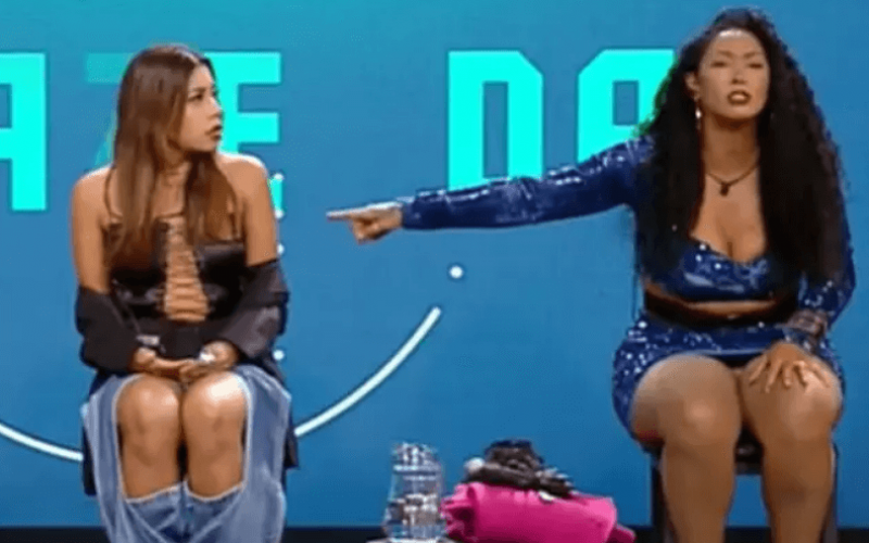 Briga da Fazenda 14: Rosi joga água na cara de Ingrid durante entrevista