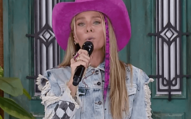 Quem está na frente para ganhar A Fazenda? Galisteu dá spoiler de votação.