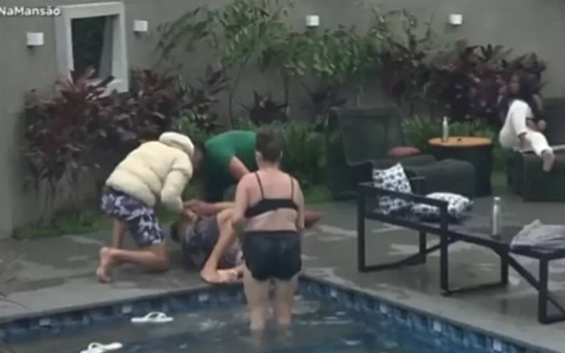 Record exibe momento em que Bruno passa mal; Rachel diz que ele