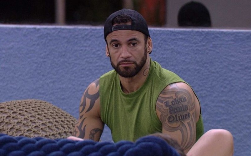 BBB 20: Hadson reclama da atitude das sisters: “Não podem apontar o dedo, não sou criminoso”