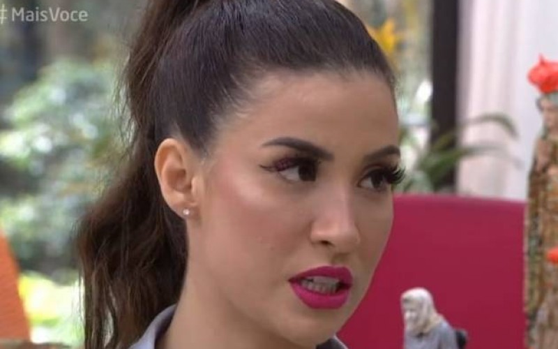 Ao vivo no ‘Mais Você’, Bianca Andrade rasga o verbo contra Pyong Lee