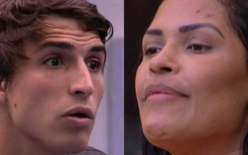 BBB20 - Flayslane aparece sem calcinha e Felipe corre para ajudar a sister