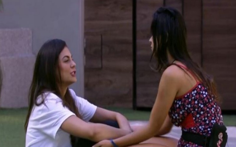 BBB20 - Ivy, em conversa com Mari, diz não acreditar na possibilidade de ganhar o programa