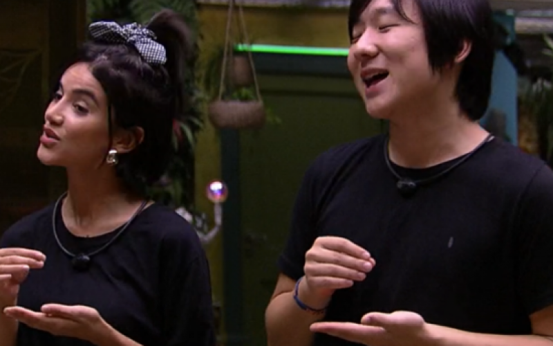 BBB20 - Meninas elogiam look de Pyong para prova do líder e Manu dispara: “Mal sabe ele que é o próximo”