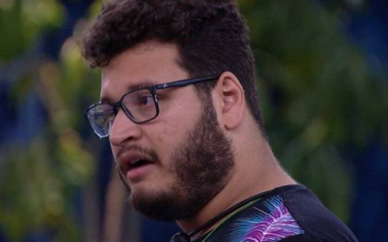 BBB20 - “Nunca beijei um cara”, declara Victor Hugo após brincadeira de Hadson