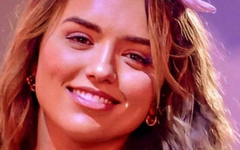 BBB20 - Rafa Kalimann celebra aniversário durante Festa e se emociona