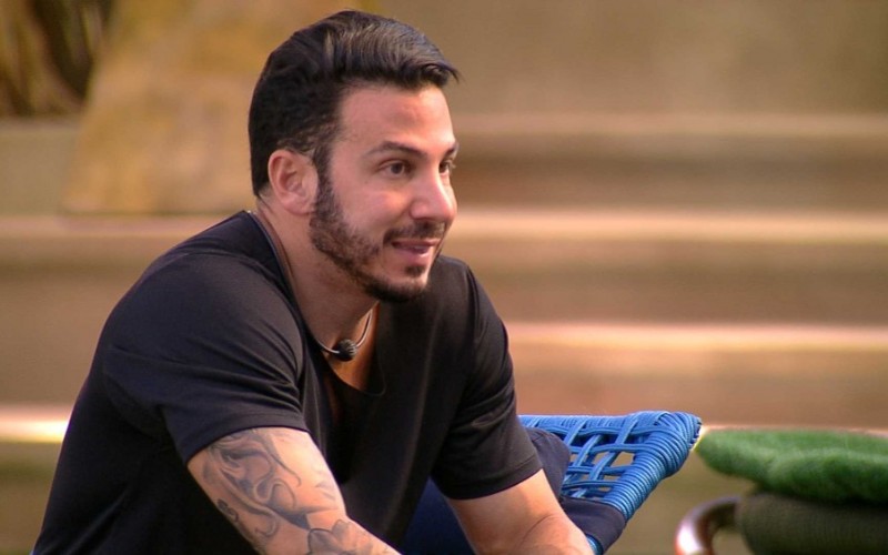 Diego sugere Paredão entre Hana e Danrley, e Gustavo diz: